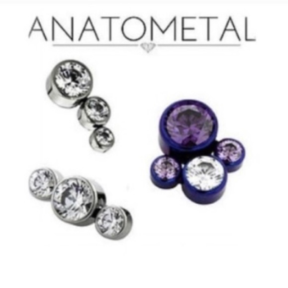 Anatometal Dark Purple Titanium Navel Curve - Picture 6 of 6
